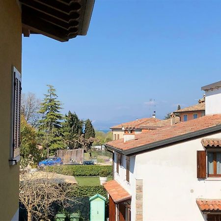 Magia Del Garda Apartment Castelnuovo del Garda Luaran gambar